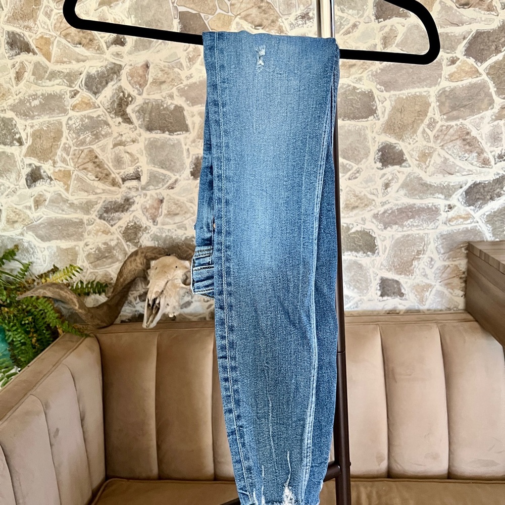 Zara jeans - Picture 2 of 4